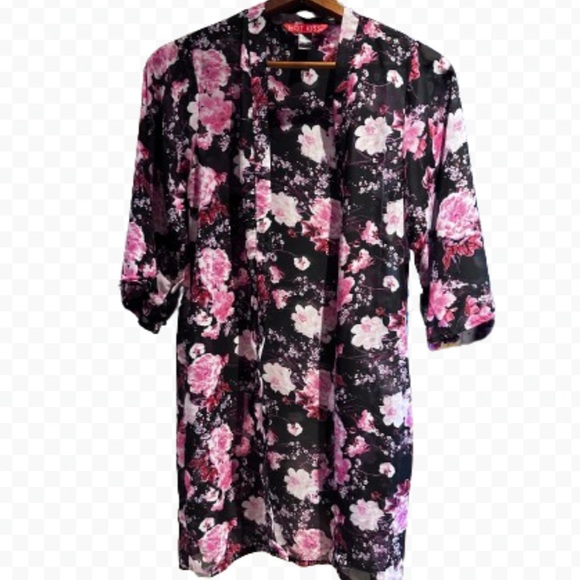 Hot kiss bathing suit cover-up or robe medium new without tags - Picture 8 of 8